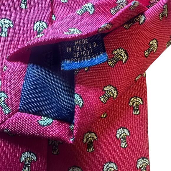 Vineyard Vines Custom Collection Nectktie Tie Wheatland Tube Co. Red Made in USA - Picture 5 of 5